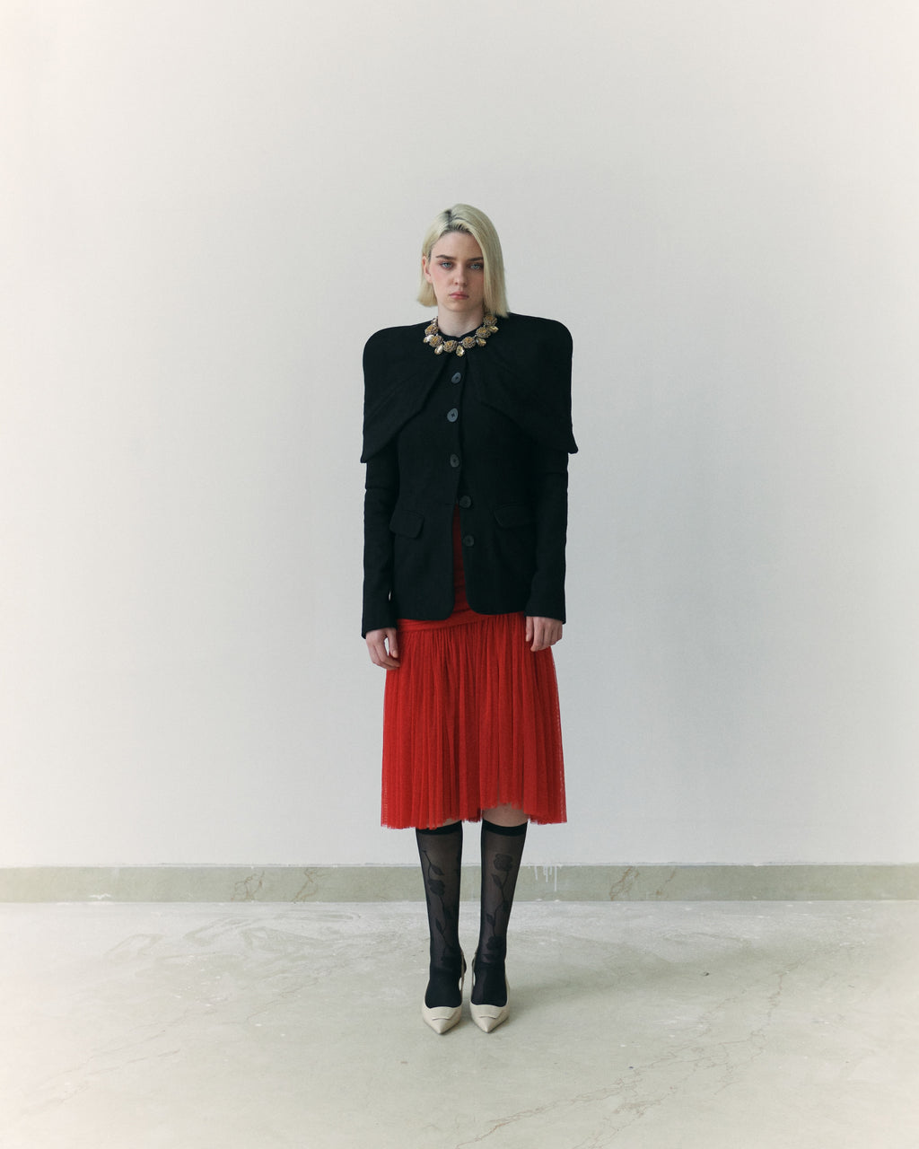 Red Gathered Skirt  Nlack Wool Panel jacket