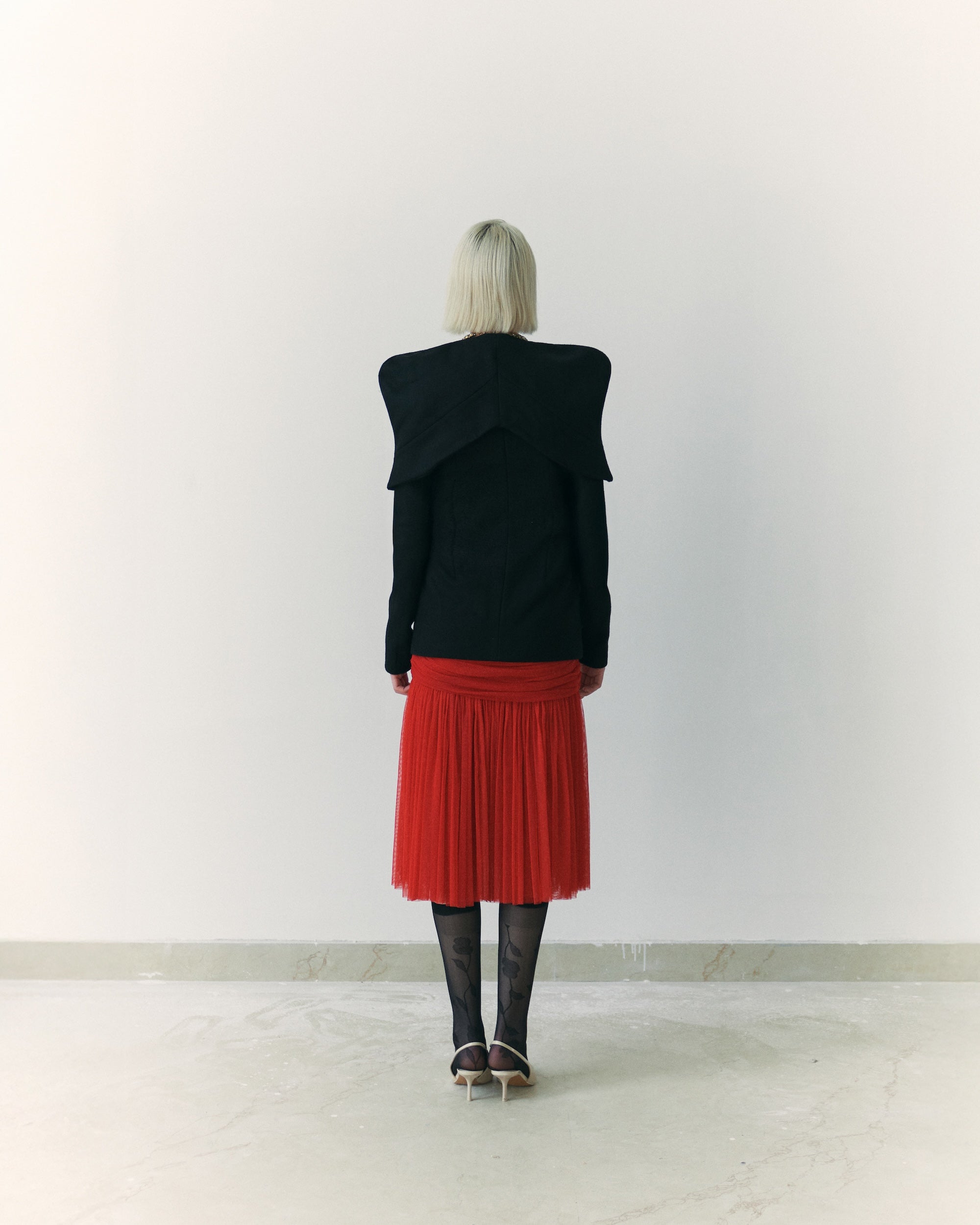Red Gathered Skirt  Nlack Wool Panel jacket